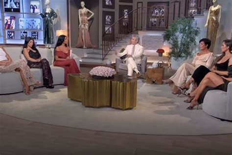 Watch Keeping Up with the Kardashians Season 20 Online.